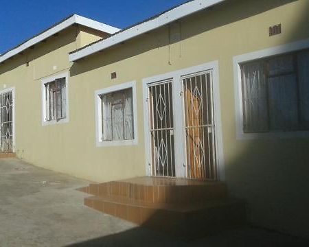 Amafana Guest House Mount Frere Kültér fotó